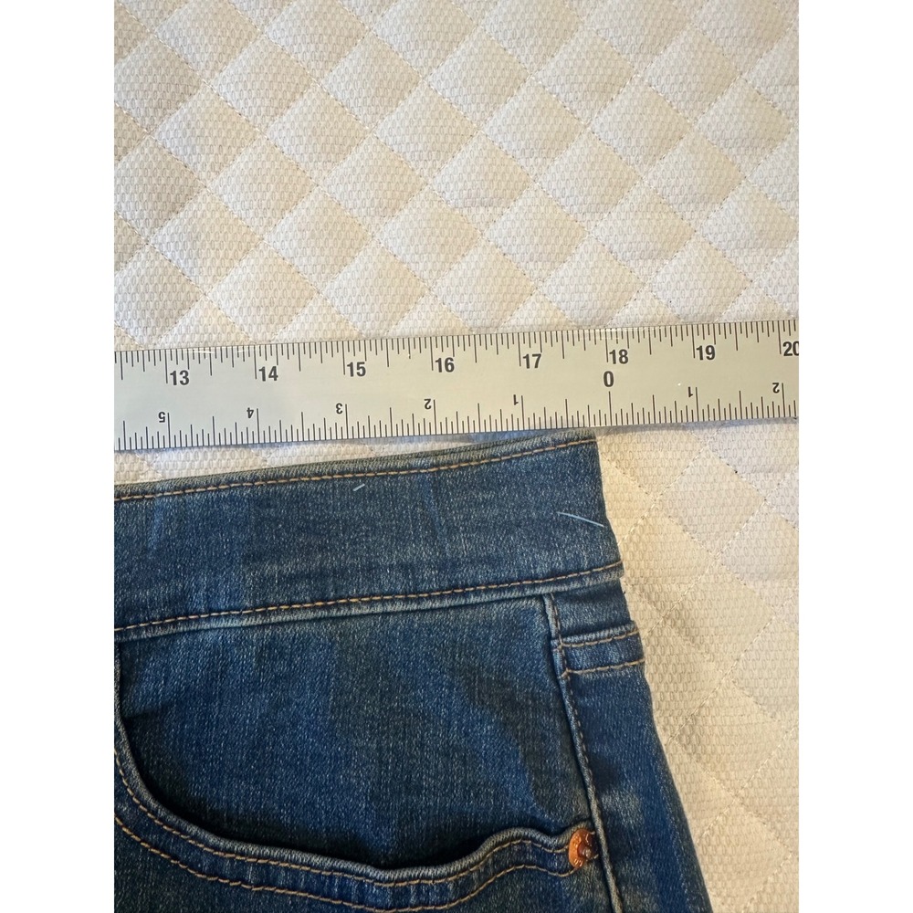 Levis Boyfriend Jeans Womens 31x27 Medium Wash Stretch Denim New - Picture 6 of 8